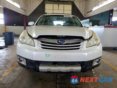 Piąte zdjęcie samochodu w środku: 2010 SUBARU OUTBACK 2.5I LIMITED VIN:4S4BRCKCXA3383660 - miniatura