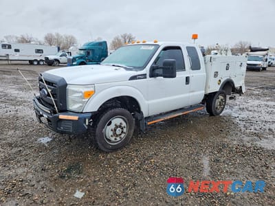 2014 FORD F250 SUPER DUTY UTILITY / SERVICE TRUCK 1FT7X2B64EEB70816 - główne zdjęcie licytacji z USA - miniatura