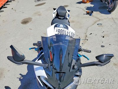 Piąte zdjęcie samochodu w środku: 2026 CF MOTO 675SS VIN:LCEPEVLP7T6004151 - miniatura
