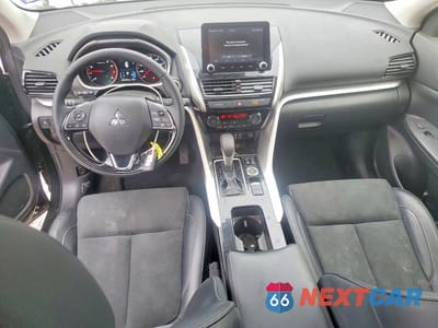 Zdjęcie 8 z 12 samochodu: 2024 MITSUBISHI ECLIPSE CROSS SE VIN:JA4ATWAA8RZ003463 - miniatura