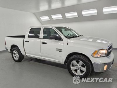 Czwarte zdjęcie samochodu z boku: 2023 RAM 1500 CLASSIC SLT VIN:1C6RR6LG8PS536080 - miniatura