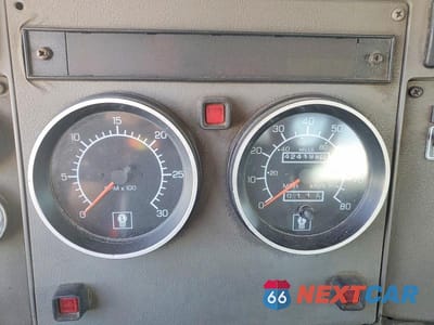 Zdjęcie 8 z 10 samochodu: 2006 KENWORTH CONSTRUCTION T300 VIN:2NKMHD6H26M131715 - miniatura