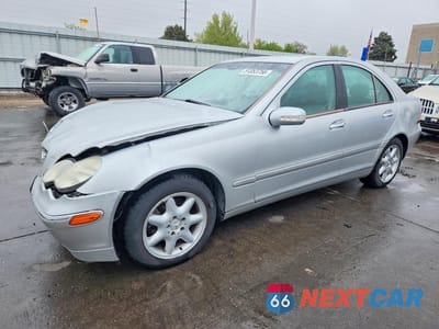 2004 MERCEDES-BENZ C 240 4MATIC WDBRF81J14F553835 - główne zdjęcie licytacji z USA - miniatura