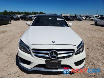 Piąte zdjęcie samochodu w środku: 2015 MERCEDES-BENZ C 300 VIN:55SWF4JB2FU051878 - miniatura
