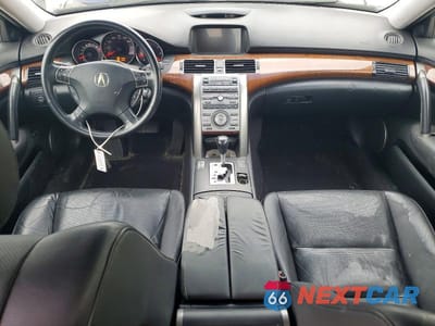 Zdjęcie 8 z 12 samochodu: 2005 ACURA RL VIN:JH4KB16505C009815 - miniatura