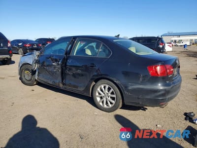 Drugie zdjęcie samochodu z przodu: 2011 VOLKSWAGEN JETTA SE VIN:3VWDZ7AJ5BM088385 - miniatura