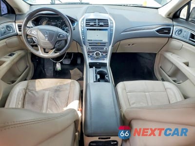 Zdjęcie 8 z 12 samochodu: 2018 LINCOLN MKZ RESERVE VIN:3LN6L5F97JR615324 - miniatura