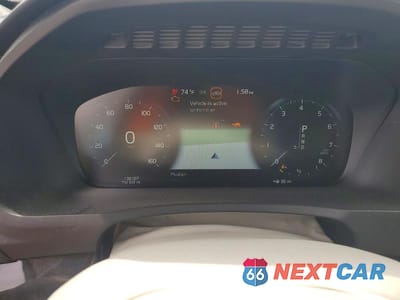 Zdjęcie 9 z 13 samochodu: 2017 VOLVO XC90 T6 VIN:YV4A22PK9H1163850 - miniatura