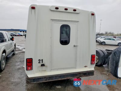 Zdjęcie 6 z 13 samochodu: 2016 FORD E350 SHUTTLE BUS - R & D - CLN TITLE - PRI FLEET VIN:1FDEE3FL2GDC33192 - miniatura
