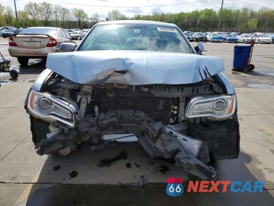 Piąte zdjęcie samochodu w środku: 2012 CHRYSLER 300 VIN:2C3CCAAGXCH166147 - miniatura