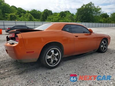 Trzecie zdjęcie samochodu z tyłu: 2011 DODGE CHALLENGER VIN:2B3CJ4DGXBH510185 - miniatura
