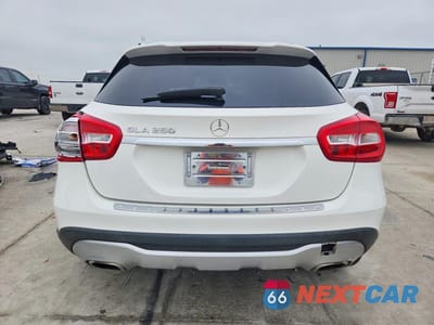 Zdjęcie 6 z 13 samochodu: 2019 MERCEDES-BENZ GLA 250 VIN:WDCTG4EB3KU016631 - miniatura