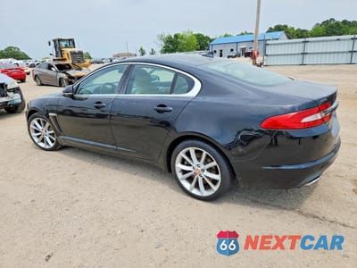 Drugie zdjęcie samochodu z przodu: 2015 JAGUAR XF 3.0 SPORT VIN:SAJWA0F75F8U77885 - miniatura
