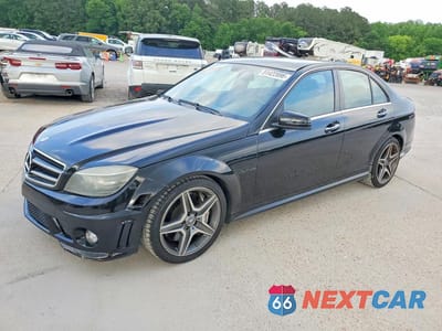 2010 MERCEDES-BENZ C 63 AMG WDDGF7HB6AF450252 - główne zdjęcie licytacji z USA - miniatura