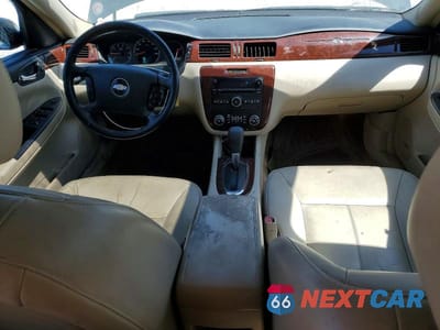 Zdjęcie 8 z 12 samochodu: 2010 CHEVROLET IMPALA LT VIN:2G1WB5EN3A1189845 - miniatura