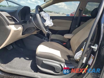 Zdjęcie 7 z 12 samochodu: 2019 HYUNDAI ACCENT SEL VIN:3KPC24A30KE061057 - miniatura