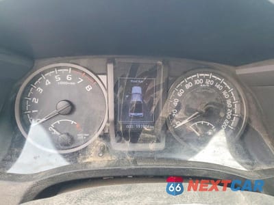 Zdjęcie 9 z 12 samochodu: 2018 TOYOTA TACOMA SR5 V6 VIN:5TFDZ5BNXJX036025 - miniatura