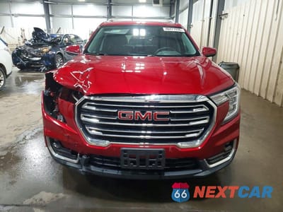 Piąte zdjęcie samochodu w środku: 2023 GMC TERRAIN SLT VIN:3GKALVEG4PL100019 - miniatura