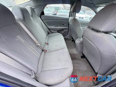 Zdjęcie 6 z 10 samochodu: 2022 HYUNDAI ELANTRA SEL VIN:KMHLS4AGXNU314292 - miniatura