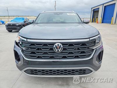 Piąte zdjęcie samochodu w środku: 2025 VOLKSWAGEN ATLAS CROSS SPORT SE VIN:1V2DE2CA0SC214506 - miniatura