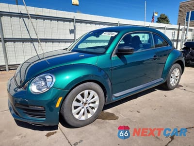 2017 VOLKSWAGEN BEETLE 1.8T 3VWF17AT8HM609867 - główne zdjęcie licytacji z USA - miniatura