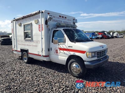 Czwarte zdjęcie samochodu z boku: 1993 FORD E350 AMBULANCE VIN:1FDKE37H7PHA02097 - miniatura