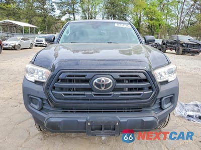 Piąte zdjęcie samochodu w środku: 2019 TOYOTA TACOMA SR VIN:5TFRX5GN6KX148312 - miniatura