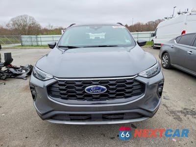 Piąte zdjęcie samochodu w środku: 2025 FORD ESCAPE ST LINE SELECT VIN:1FMCU9NA3SUB31373 - miniatura