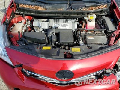 Zdjęcie 11 z 11 samochodu: 2014 TOYOTA PRIUS V TWO VIN:JTDZN3EU9EJ005981 - miniatura