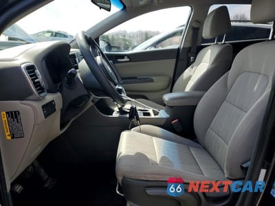 Zdjęcie 7 z 12 samochodu: 2017 KIA SPORTAGE LX VIN:KNDPMCAC8H7094497 - miniatura