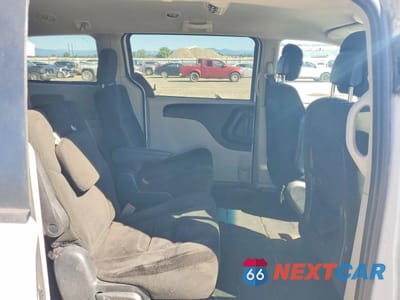 Zdjęcie 11 z 13 samochodu: 2016 DODGE GRAND CARAVAN SE VIN:2C4RDGBG2GR209660 - miniatura