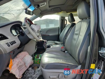 Zdjęcie 7 z 13 samochodu: 2013 TOYOTA SIENNA LIMITED 7-PASSENGER VIN:5TDYK3DCXDS293802 - miniatura