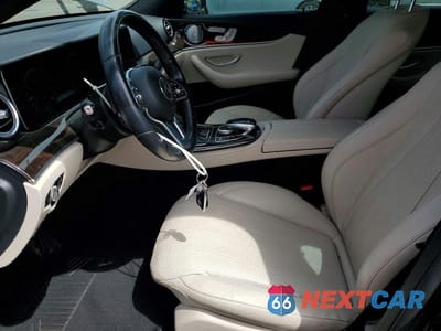 Zdjęcie 7 z 13 samochodu: 2019 MERCEDES-BENZ E 300 VIN:WDDZF4JBXKA662927 - miniatura