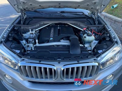 Zdjęcie 7 z 14 samochodu: 2017 BMW X5 XDRIVE35I VIN:5UXKR0C57H0V66589 - miniatura