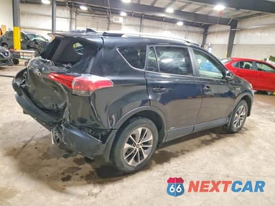 Trzecie zdjęcie samochodu z tyłu: 2018 TOYOTA RAV4 HYBRID XLE VIN:JTMRJREV5JD193284 - miniatura