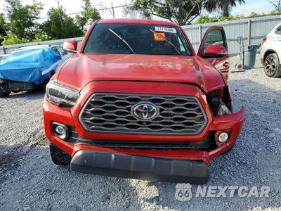 Piąte zdjęcie samochodu w środku: 2023 TOYOTA TACOMA TRD OFF-ROAD VIN:3TMCZ5AN5PM575146 - miniatura