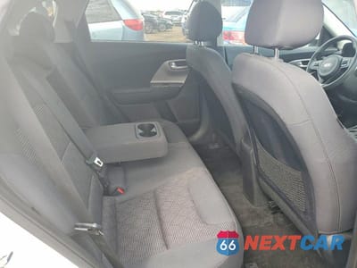 Zdjęcie 10 z 12 samochodu: 2019 KIA NIRO LX VIN:KNDCB3LC0K5246132 - miniatura