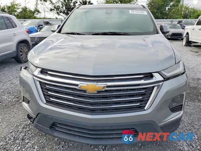 Piąte zdjęcie samochodu w środku: 2023 CHEVROLET TRAVERSE LT VIN:1GNERHKW3PJ184213 - miniatura
