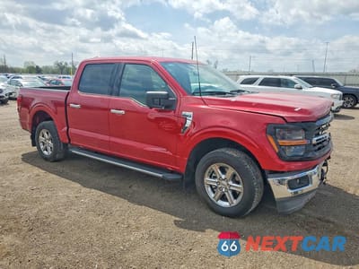Czwarte zdjęcie samochodu z boku: 2024 FORD F150 XLT VIN:1FTEW3K83RKD65668 - miniatura
