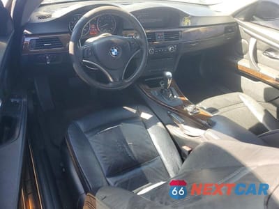Zdjęcie 8 z 12 samochodu: 2009 BMW 335 XI VIN:WBAWC73559E068535 - miniatura
