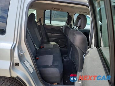 Zdjęcie 10 z 12 samochodu: 2012 JEEP PATRIOT SPORT VIN:1C4NJPBA1CD636294 - miniatura