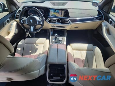 Zdjęcie 8 z 13 samochodu: 2022 BMW X7 M50I VIN:5UXCX6C00N9J04917 - miniatura