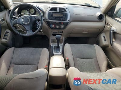 Zdjęcie 8 z 12 samochodu: 2002 TOYOTA RAV4 BASE VIN:JTEHH20V026034843 - miniatura