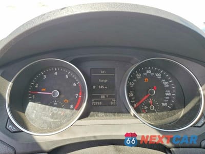 Zdjęcie 9 z 11 samochodu: 2018 VOLKSWAGEN JETTA SE VIN:3VWDB7AJ8JM261707 - miniatura