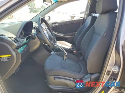 Zdjęcie 7 z 13 samochodu: 2016 HYUNDAI ACCENT SE VIN:KMHCT5AE9GU275943 - miniatura