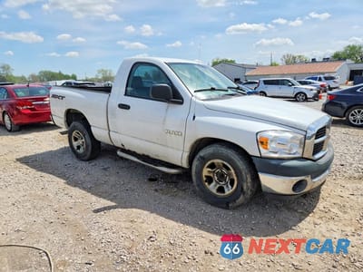 Czwarte zdjęcie samochodu z boku: 2008 DODGE RAM 1500 ST VIN:1D7HA16N38J175024 - miniatura