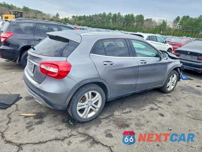 Trzecie zdjęcie samochodu z tyłu: 2015 MERCEDES-BENZ GLA 250 4MATIC VIN:WDCTG4GB0FJ171710 - miniatura