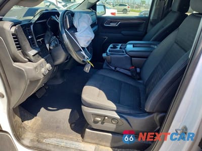 Zdjęcie 7 z 13 samochodu: 2023 CHEVROLET SILVERADO K1500 LT-L VIN:3GCPDKEK7PG188093 - miniatura