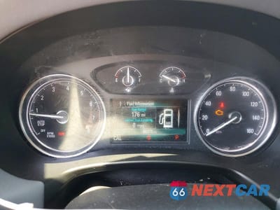 Zdjęcie 9 z 13 samochodu: 2019 BUICK ENCLAVE ESSENCE VIN:5GAERBKW4KJ191168 - miniatura