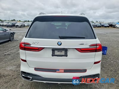 Zdjęcie 6 z 13 samochodu: 2019 BMW X7 XDRIVE40I VIN:5UXCW2C5XKL081572 - miniatura